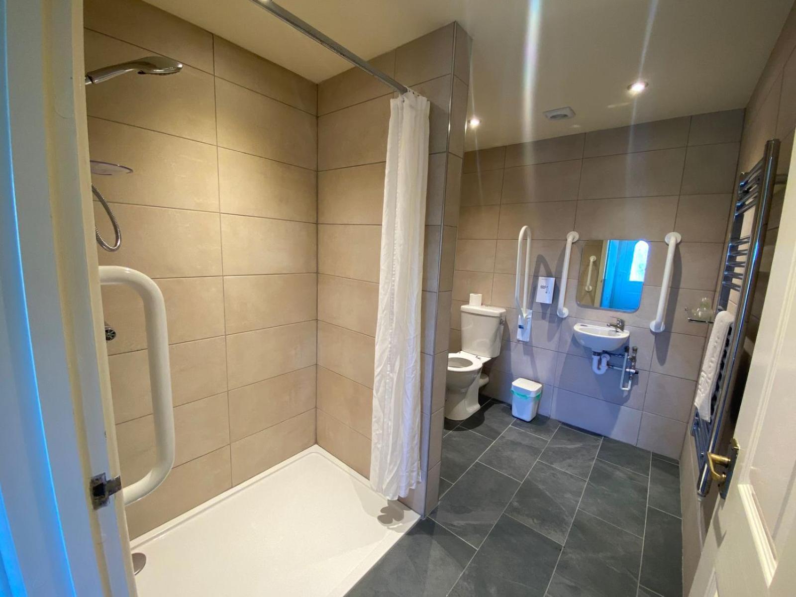 Croyde Bay Hotel Or Self Catering Экстерьер фото