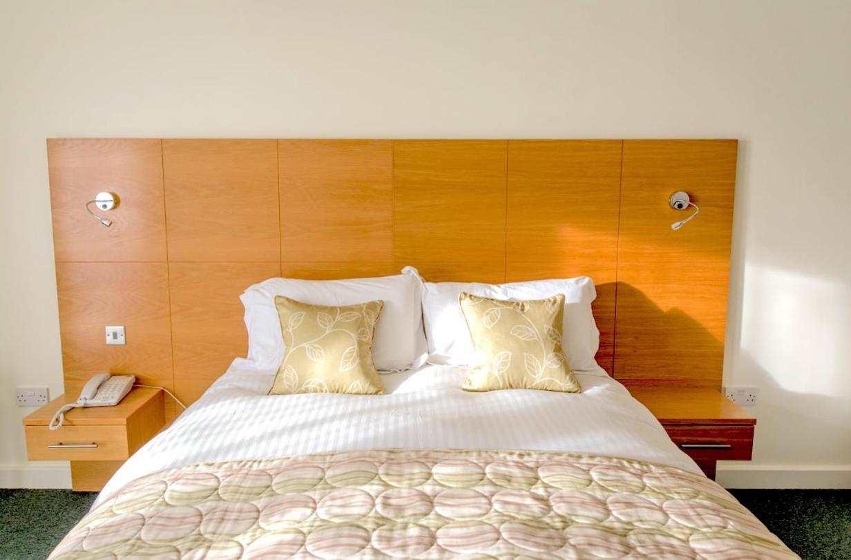 Croyde Bay Hotel Or Self Catering Экстерьер фото