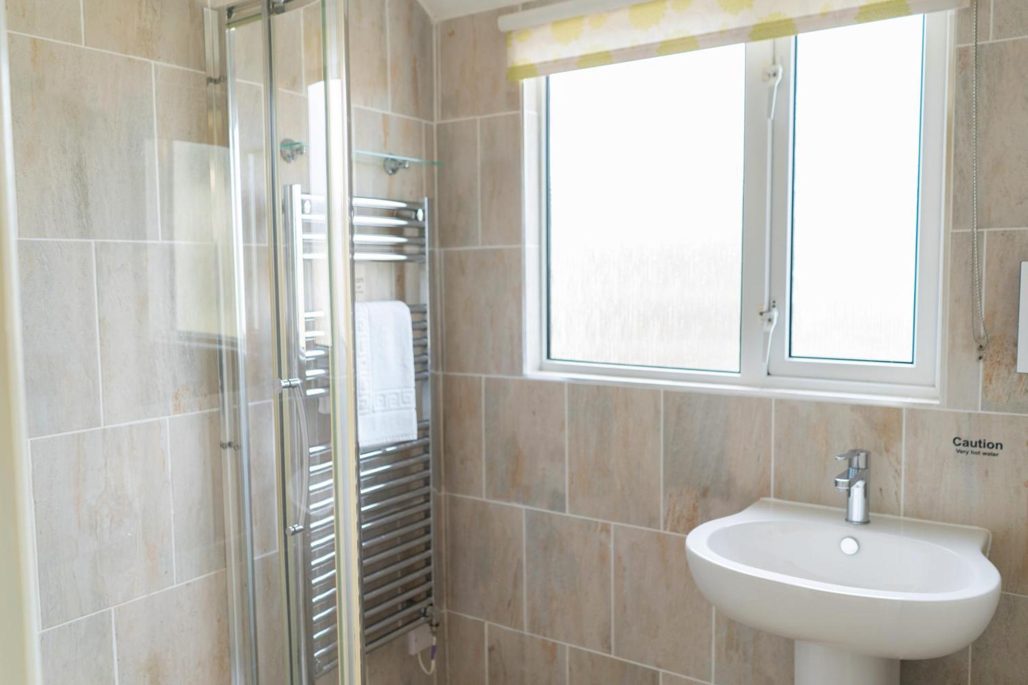 Croyde Bay Hotel Or Self Catering Экстерьер фото