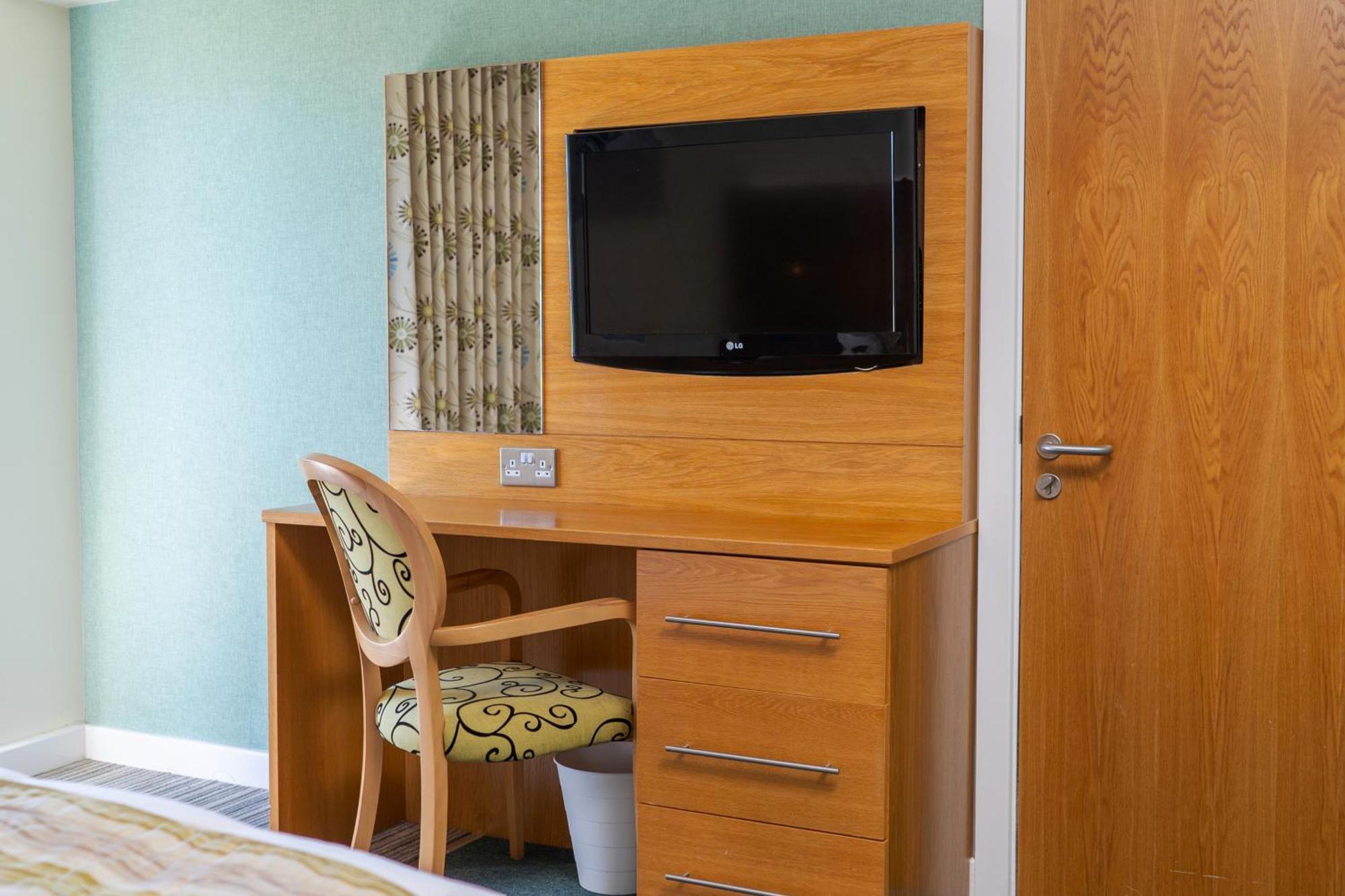 Croyde Bay Hotel Or Self Catering Экстерьер фото