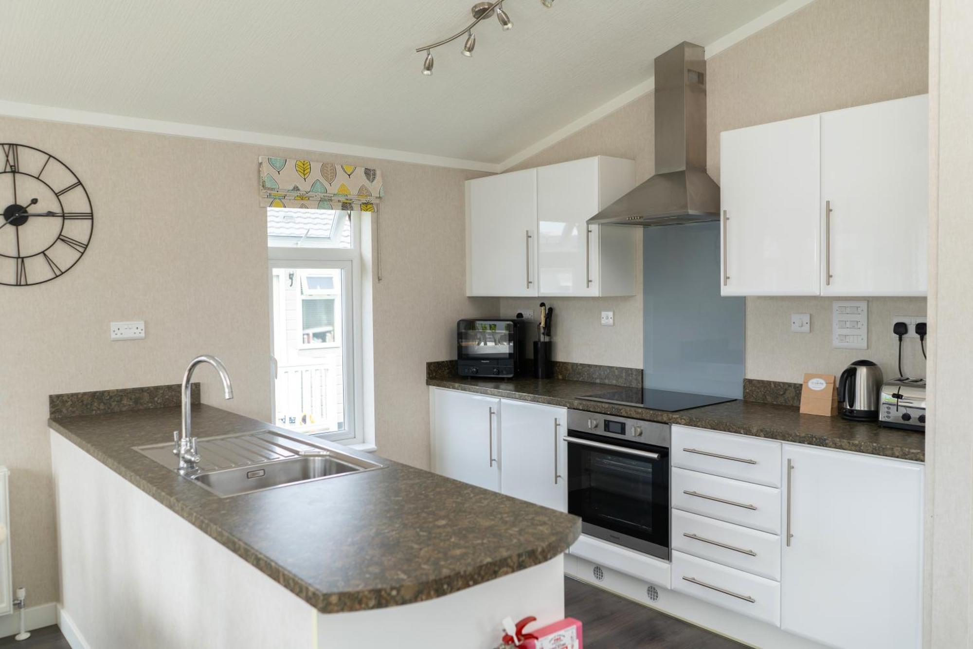 Croyde Bay Hotel Or Self Catering Экстерьер фото
