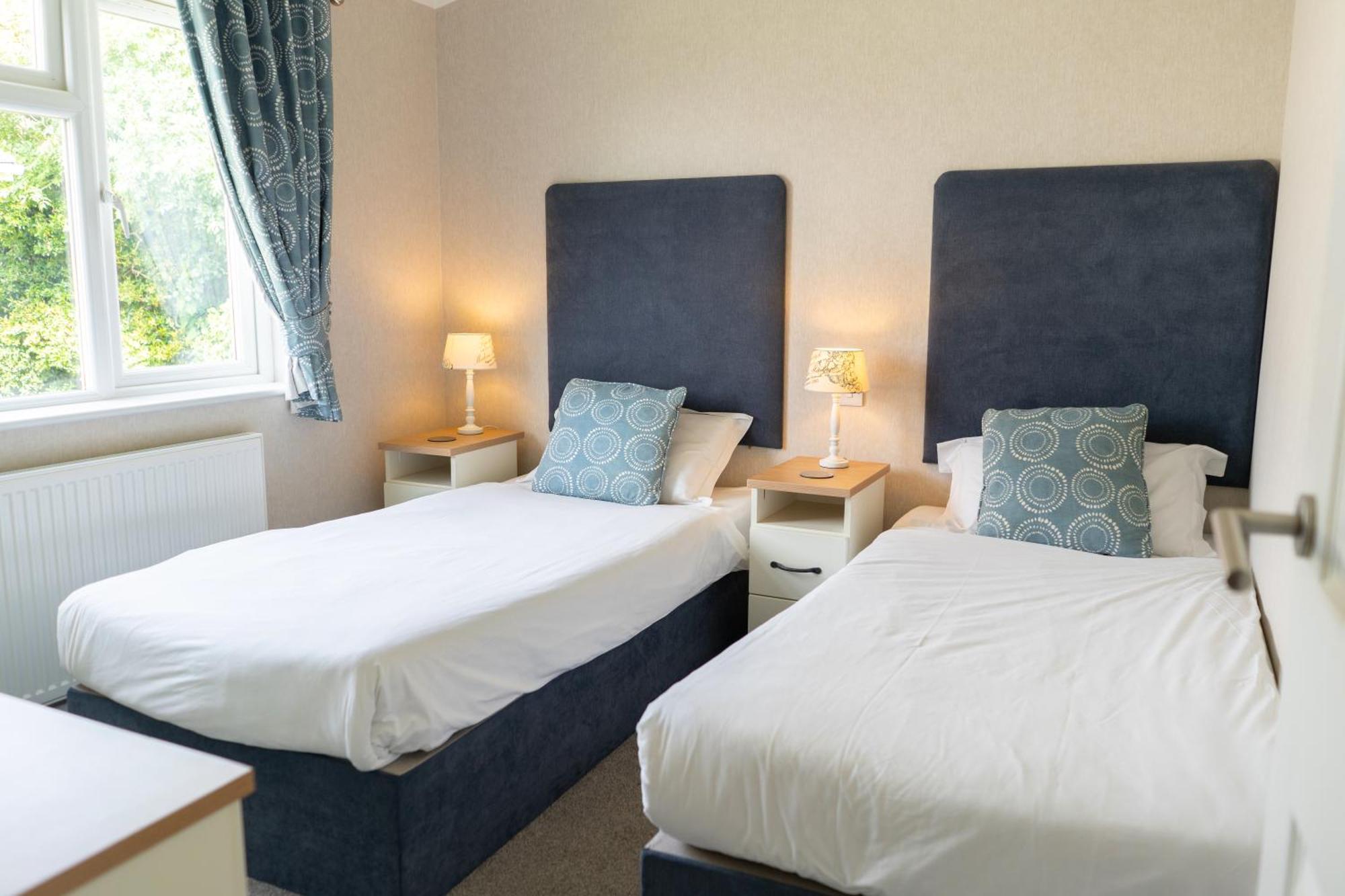 Croyde Bay Hotel Or Self Catering Экстерьер фото